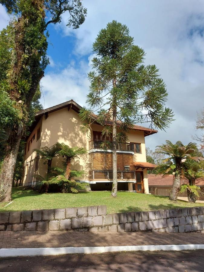 Apto Amplo E Aconchegante Proximo Ao Lago Negro Gramado Kültér fotó